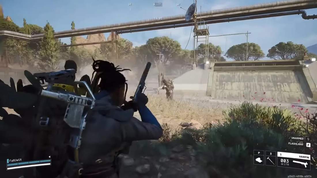 Player reloading a Hairpin sidearm while targeting an approaching enemy